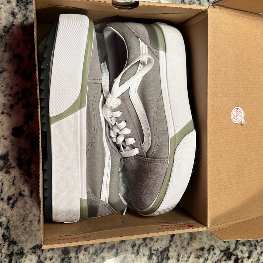 platform chunky vans